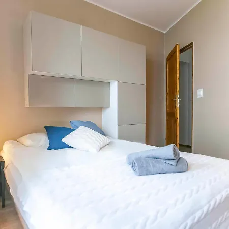 Apartament Przy Plazy Z Parkingiem - Okrzei 12 Appartement Sopot