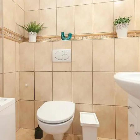 Apartment Apartament Przy Plazy Z Parkingiem - Okrzei 12